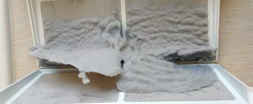 Broken Dryer Vent Replacement in Canton de Magog, Quebec
