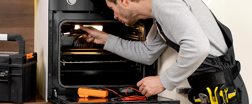 Cost of Electric Fireplace Repair Service in Canton de Magog, Quebec